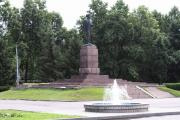 Памятник И. В. Мичурину